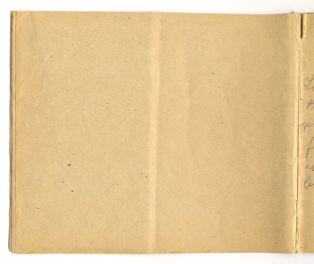 1:a majtal i Nora 1910. – Sida 52 - Klicka för bild i full storlek.
En inskannad tom sida från ett gulnat häfte.